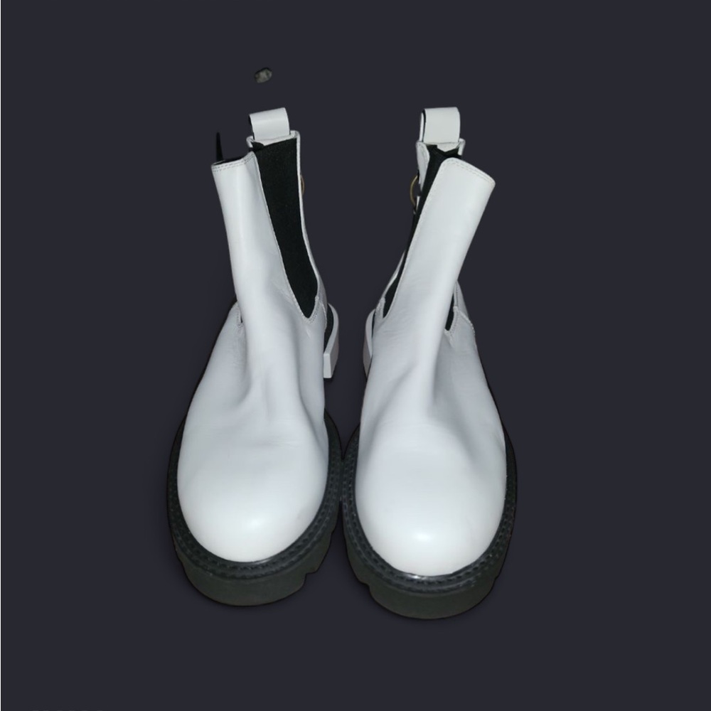 Frame Denim Black Sole Chelsea Boots